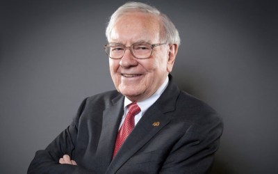 Want to Grow Wealth? Warren Buffett’s Unexpected Investment Advice